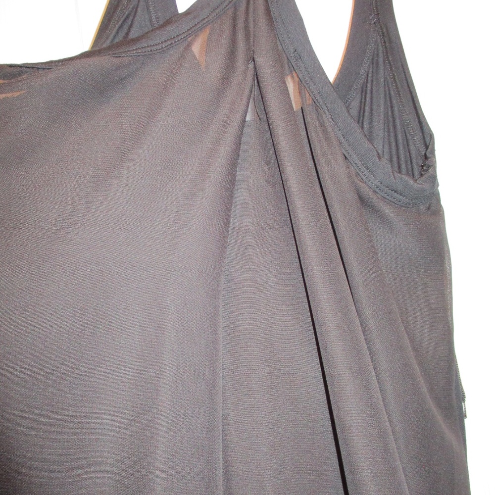 bebe - Picture 6 of 6